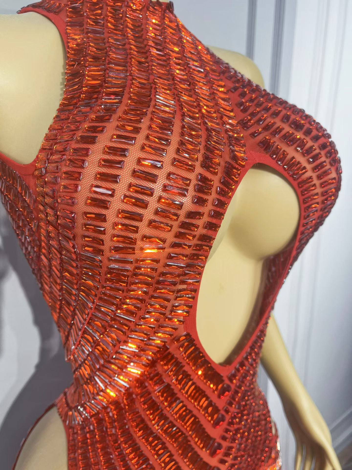 Luxury Red Rhinestone Hollow O - огляд і ціна Sparkly Rhinestone Club Party Dress